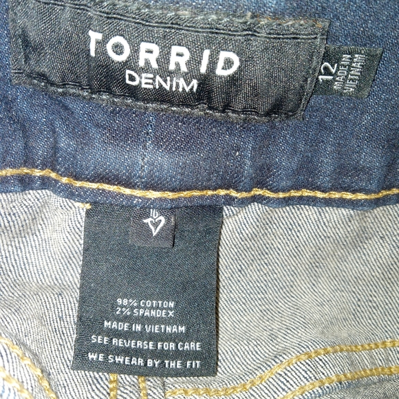 Torrid Denim skirt - Picture 3 of 3